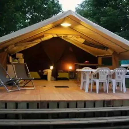 Camping 4 Etoiles - Piscine - Eed0Fi Thégra Exterior photo